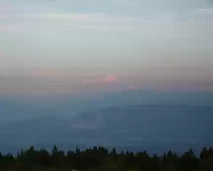 PXL021 Coucher de soleil dans la brume sur Aravis et Mont Blanc